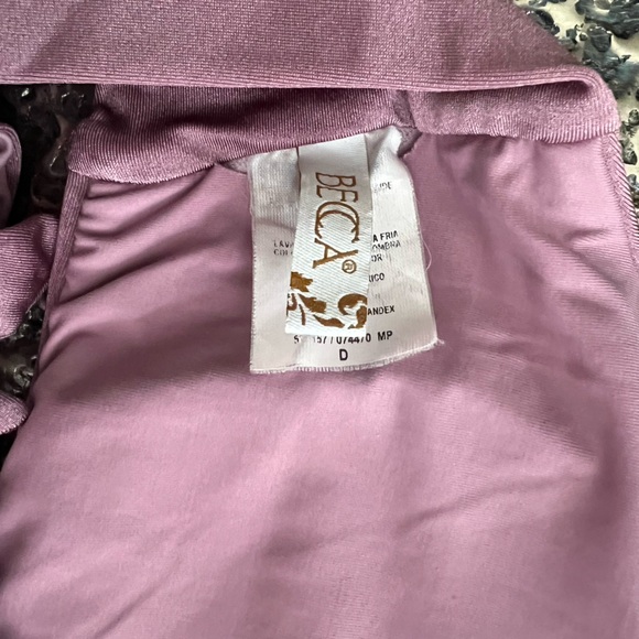 BECCA shimmer rose pink metallic bikini top size D bottoms size medium - Picture 8 of 10